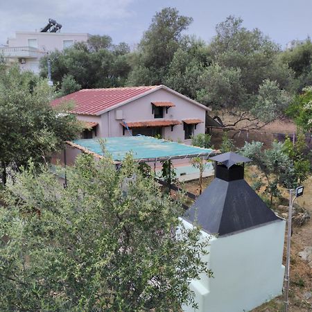 Olea Cottage Galatás Exteriér fotografie